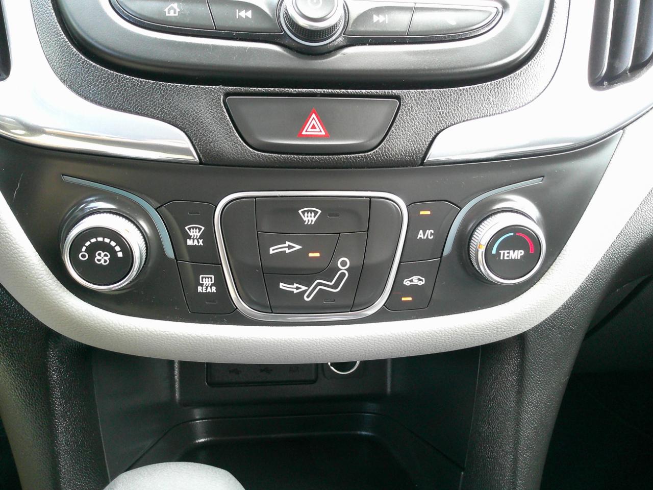 Chevrolet Equinox LS 2020