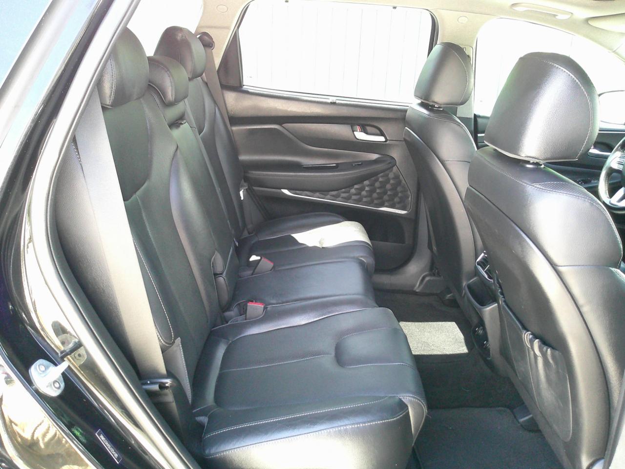 Hyundai Santa Fe SEL 2.0T w/Convenience and Premium Packages 2020
