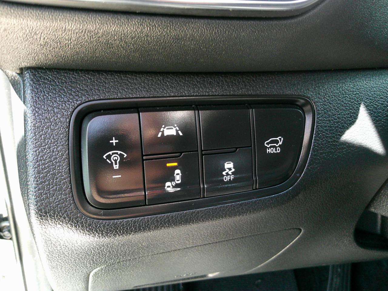 Hyundai Santa Fe SEL 2.0T w/Convenience and Premium Packages 2020