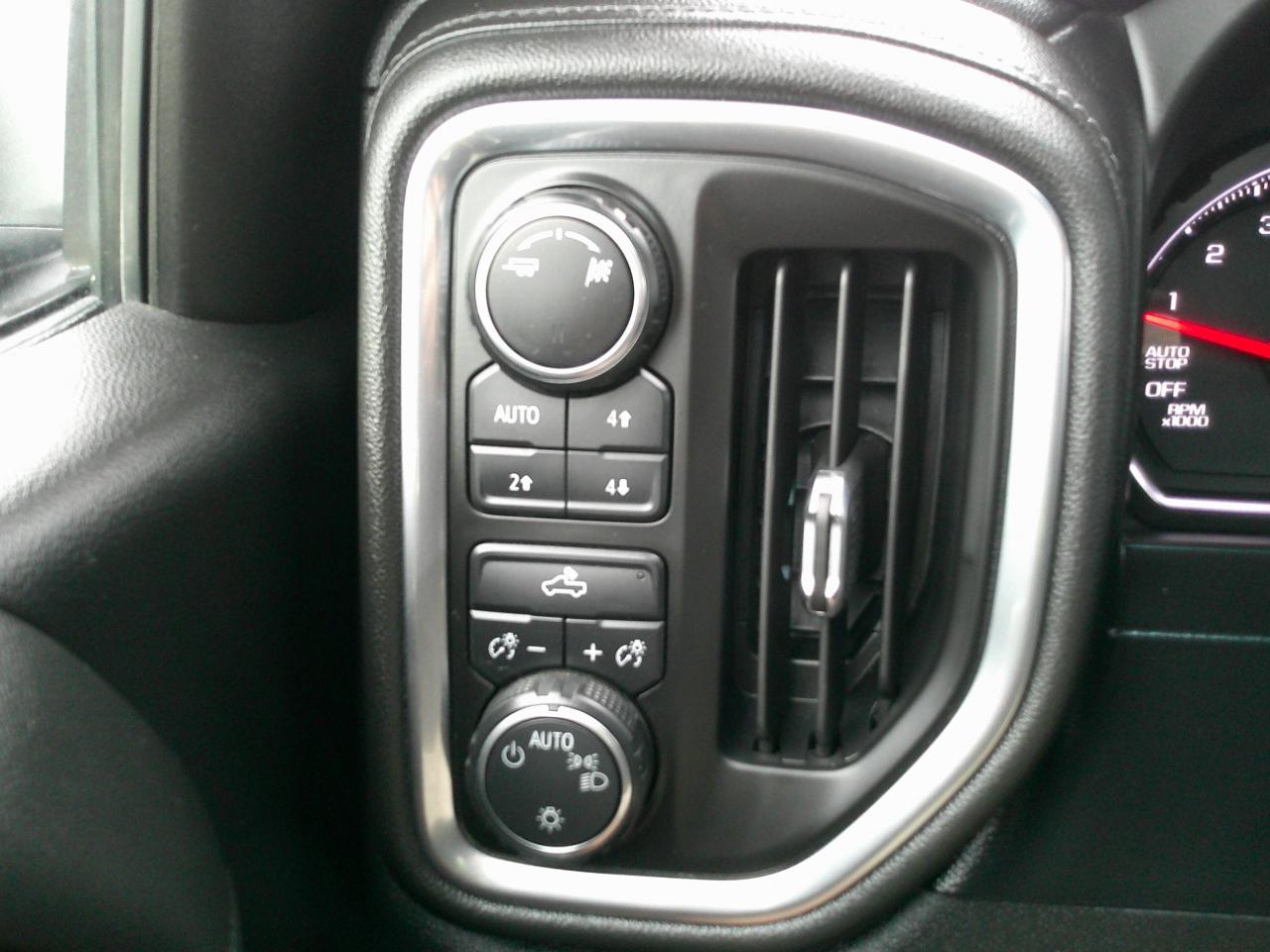 Chevrolet Silverado 1500 LT Crew Cab 4WD 2019