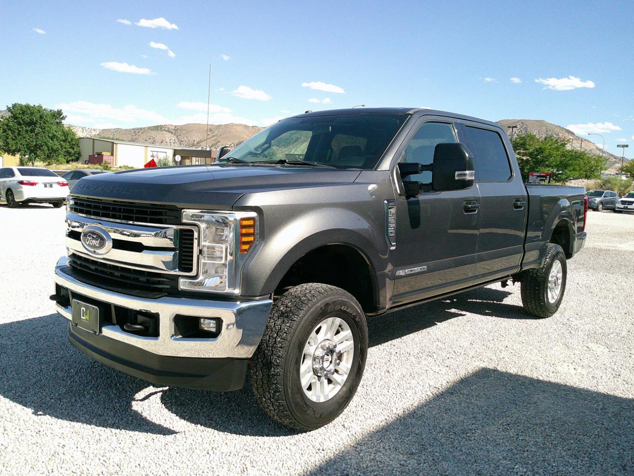 Ford F-250 SD XLT Crew Cab 4WD 2019