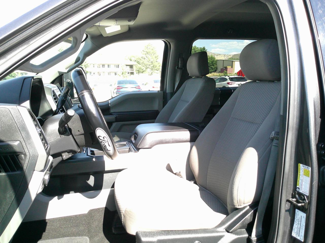 Ford F-250 SD XLT Crew Cab 4WD 2019