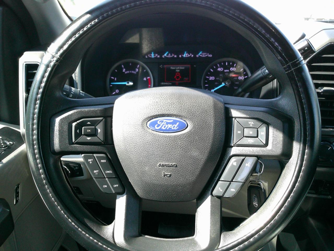 Ford F-250 SD XLT Crew Cab 4WD 2019