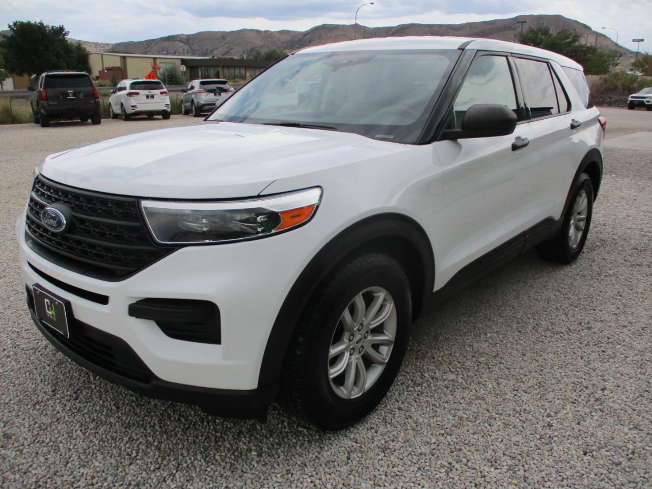 Ford Explorer Base AWD 2021