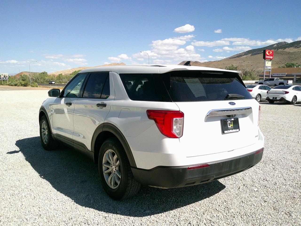 Ford Explorer Base AWD 2021