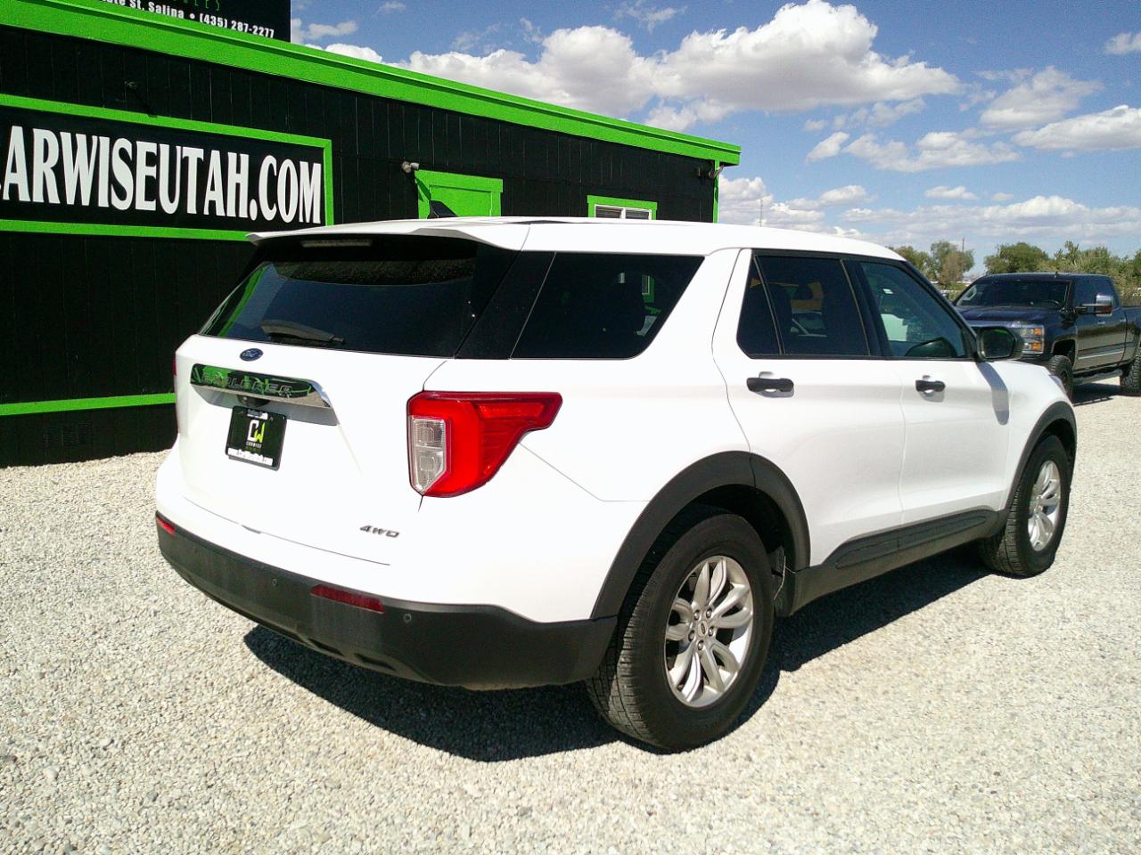 Ford Explorer Base AWD 2021