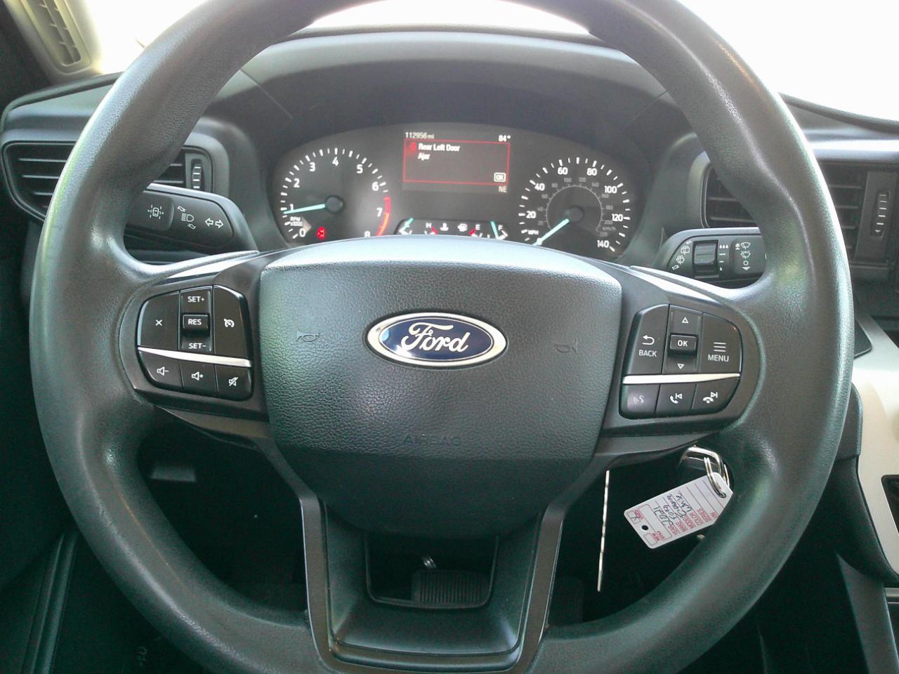 Ford Explorer Base AWD 2021