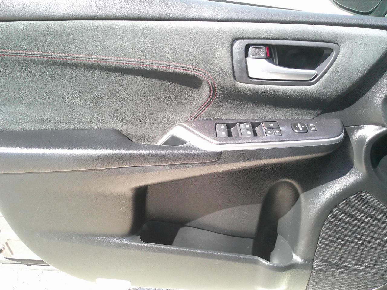 Toyota Camry XLE 2016