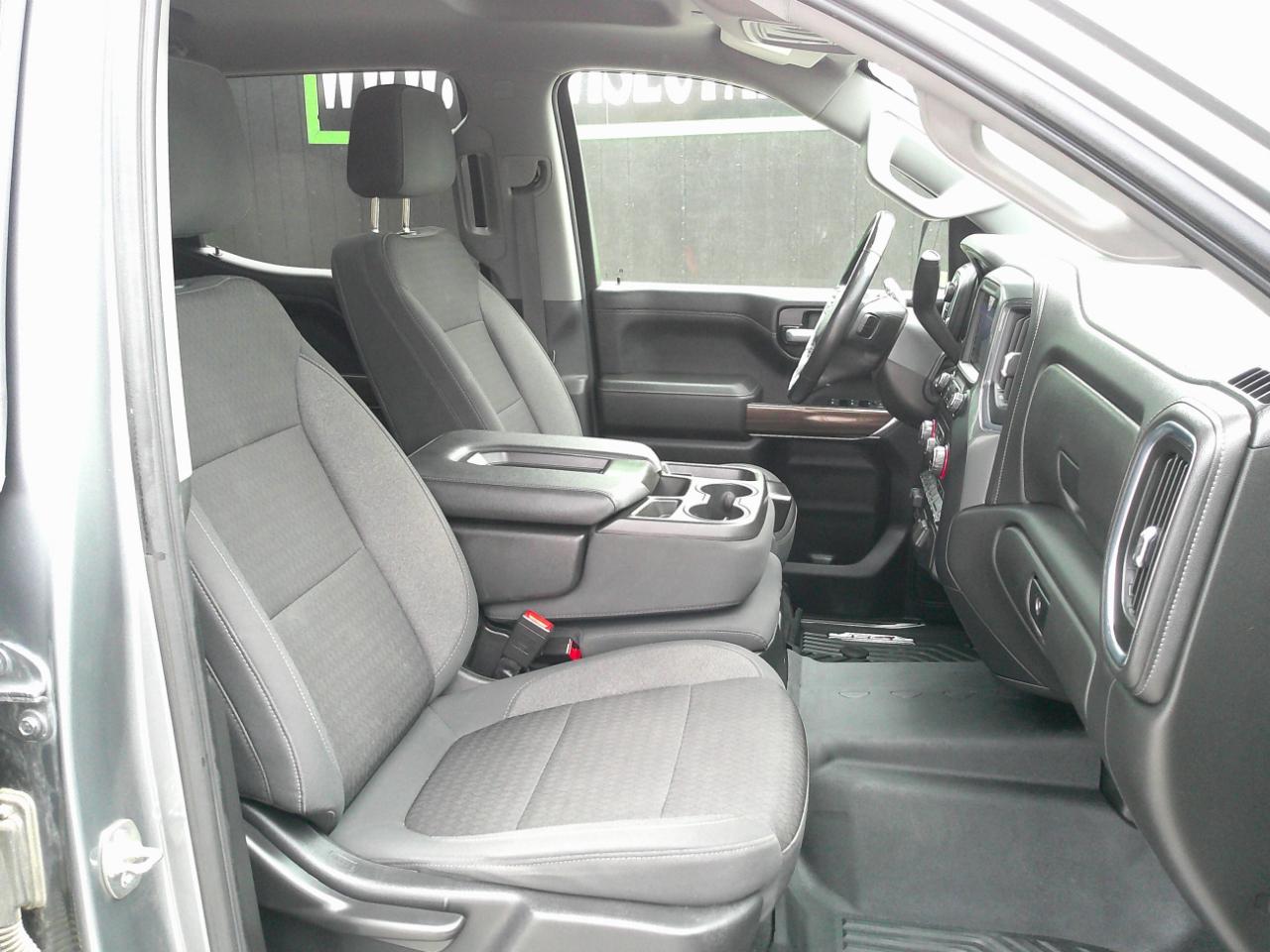 Chevrolet Silverado 1500 RST Crew Cab 4WD 2021