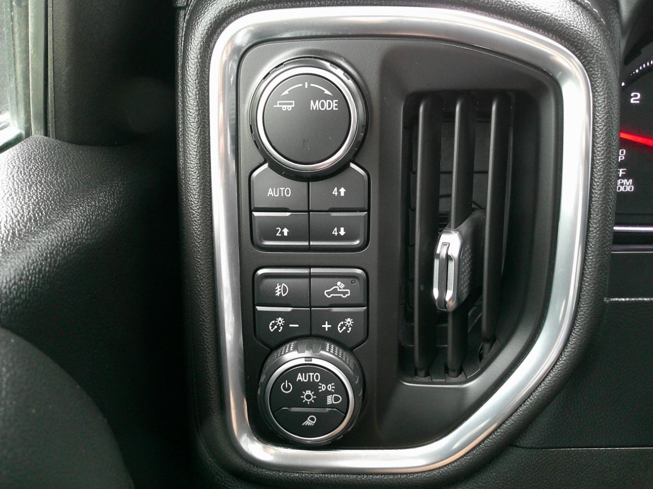 Chevrolet Silverado 1500 RST Crew Cab 4WD 2021