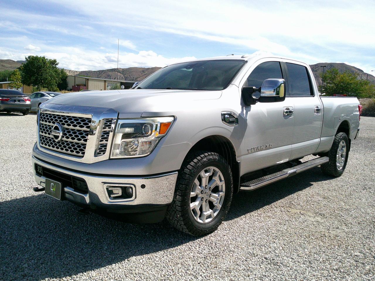 Nissan Titan XD SL 4WD Diesel 2017