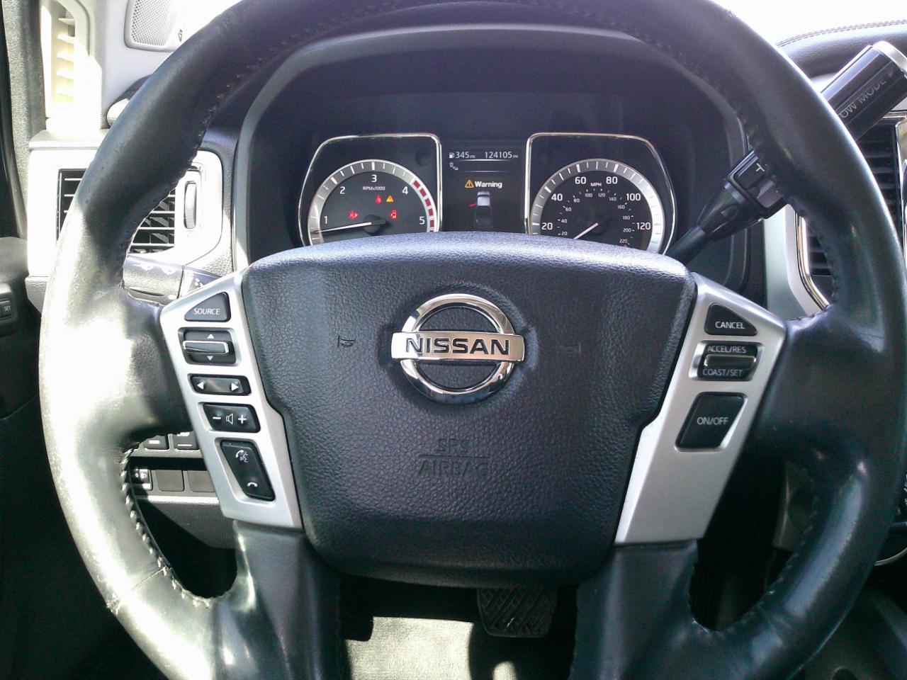 Nissan Titan XD SL 4WD Diesel 2017