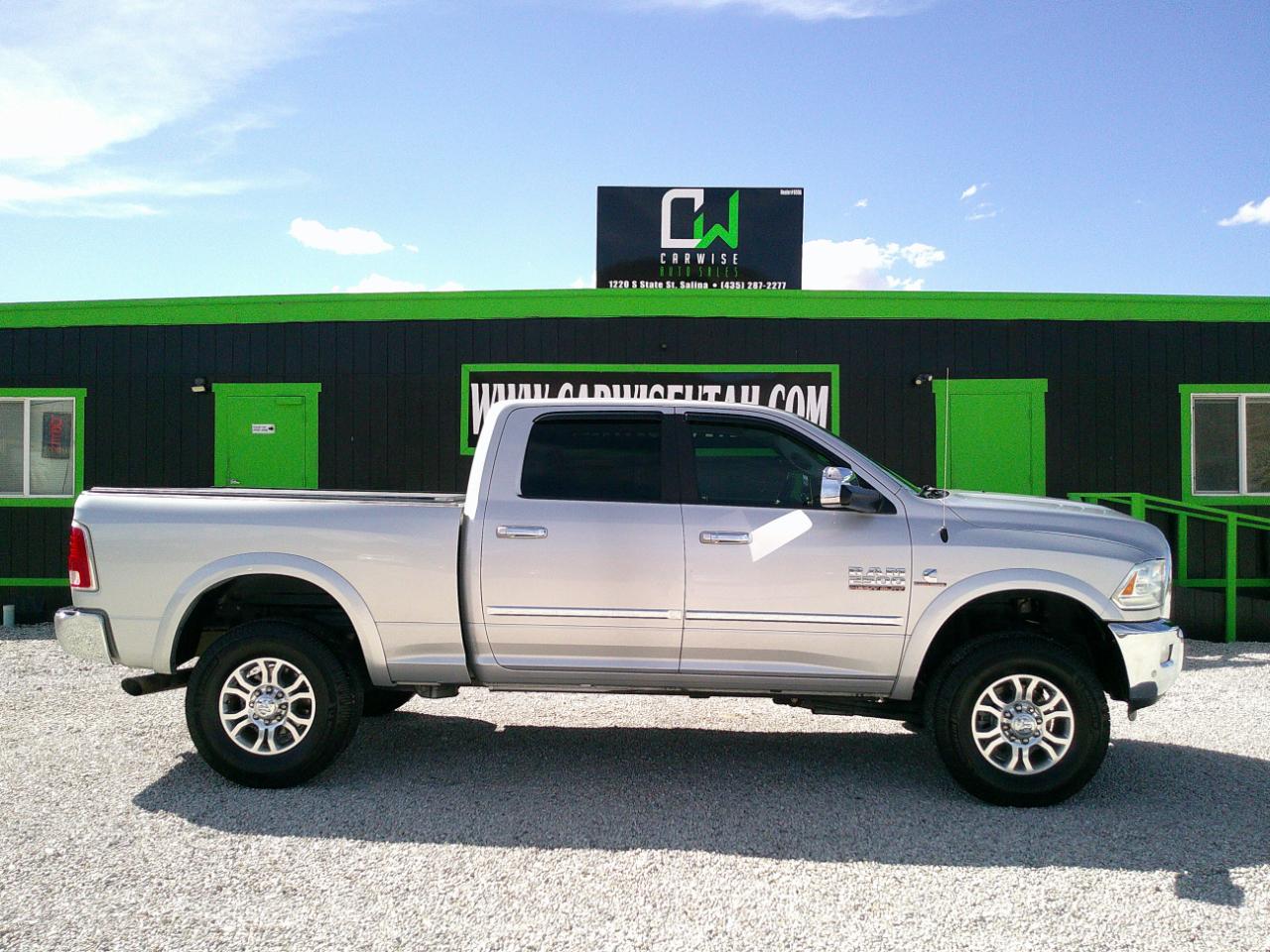 RAM 2500 Laramie Crew Cab SWB 4WD 2016