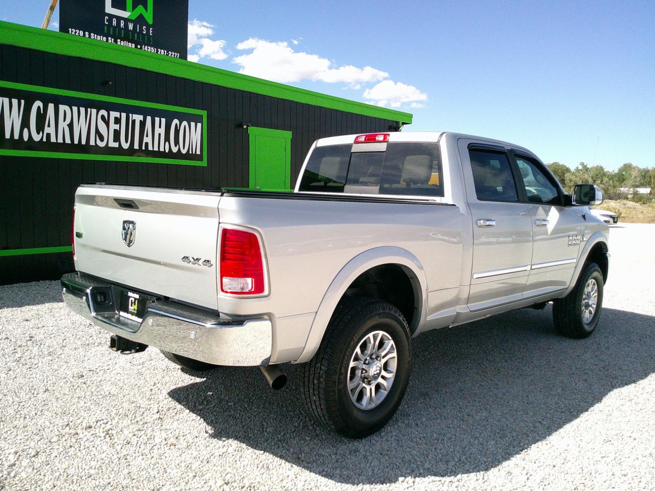 RAM 2500 Laramie Crew Cab SWB 4WD 2016