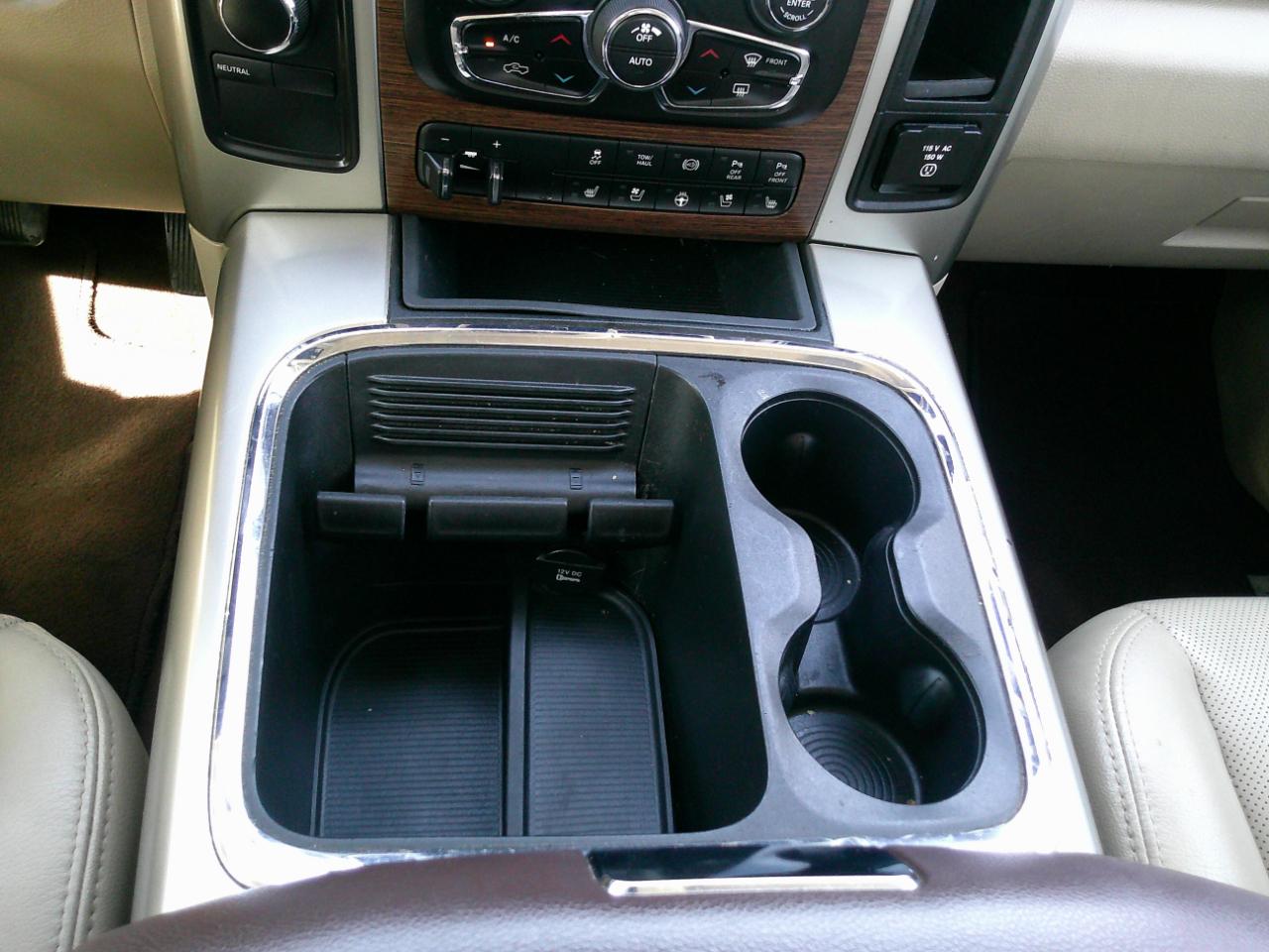 RAM 2500 Laramie Crew Cab SWB 4WD 2016