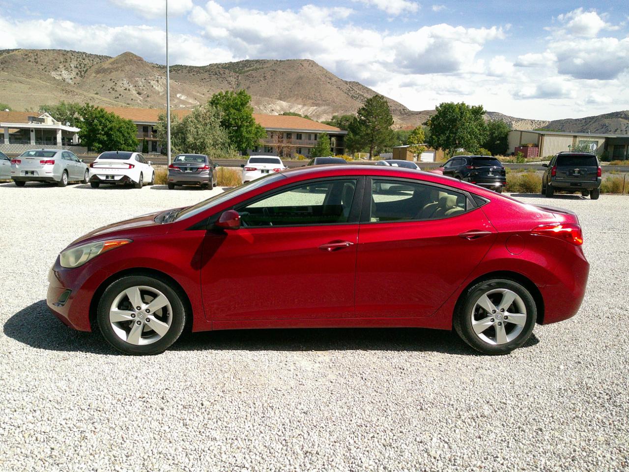 Hyundai Elantra GLS A/T 2013