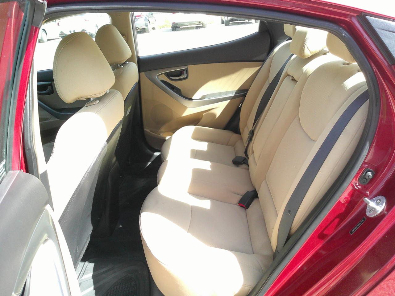 Hyundai Elantra GLS A/T 2013