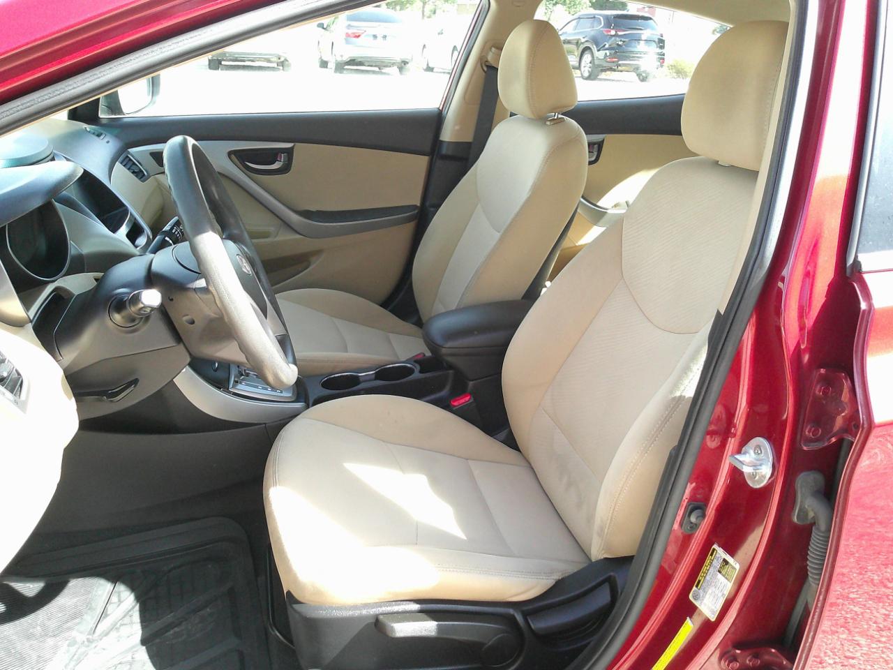 Hyundai Elantra GLS A/T 2013