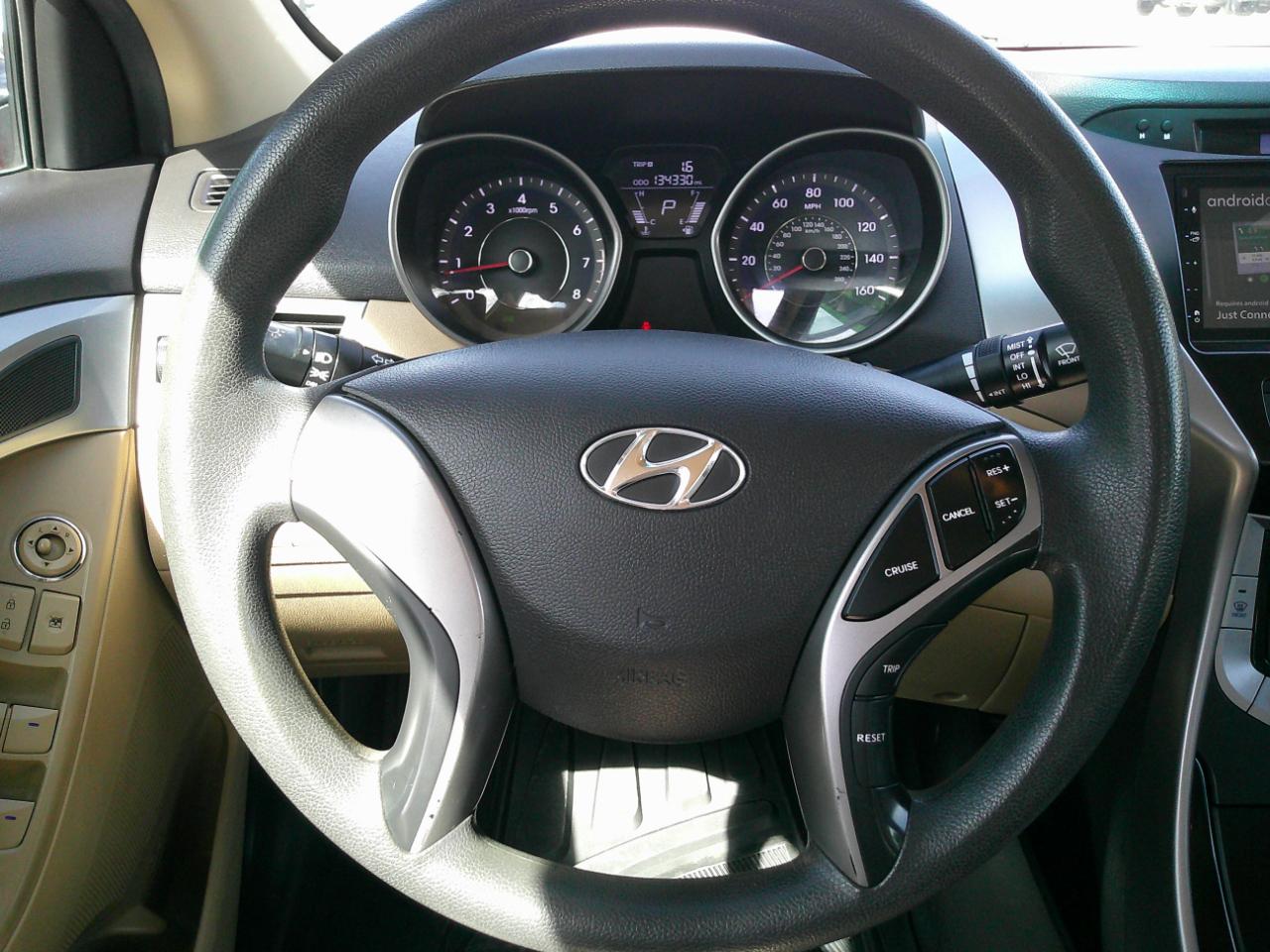 Hyundai Elantra GLS A/T 2013
