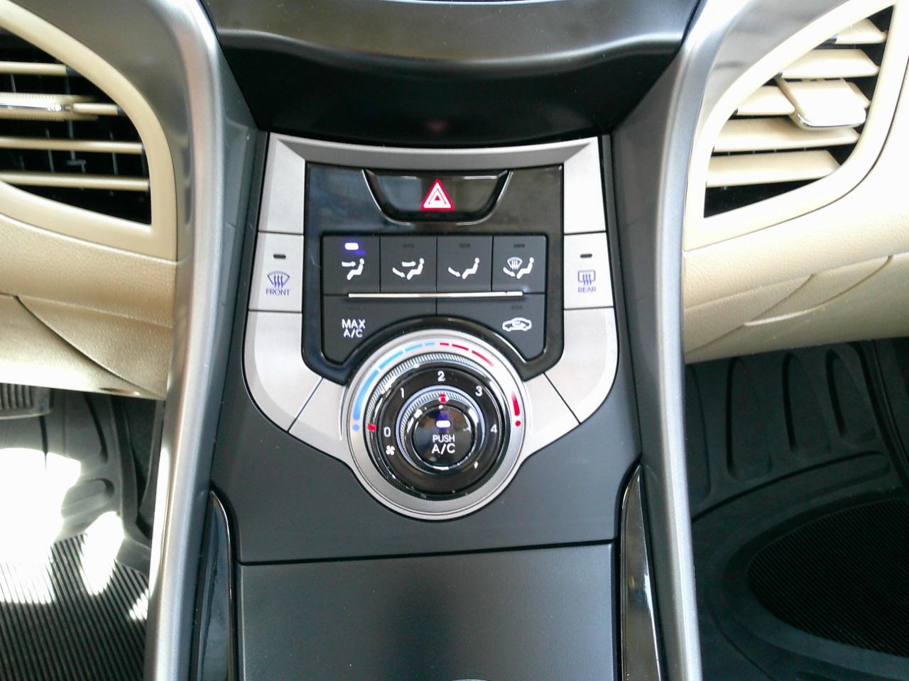 Hyundai Elantra GLS A/T 2013