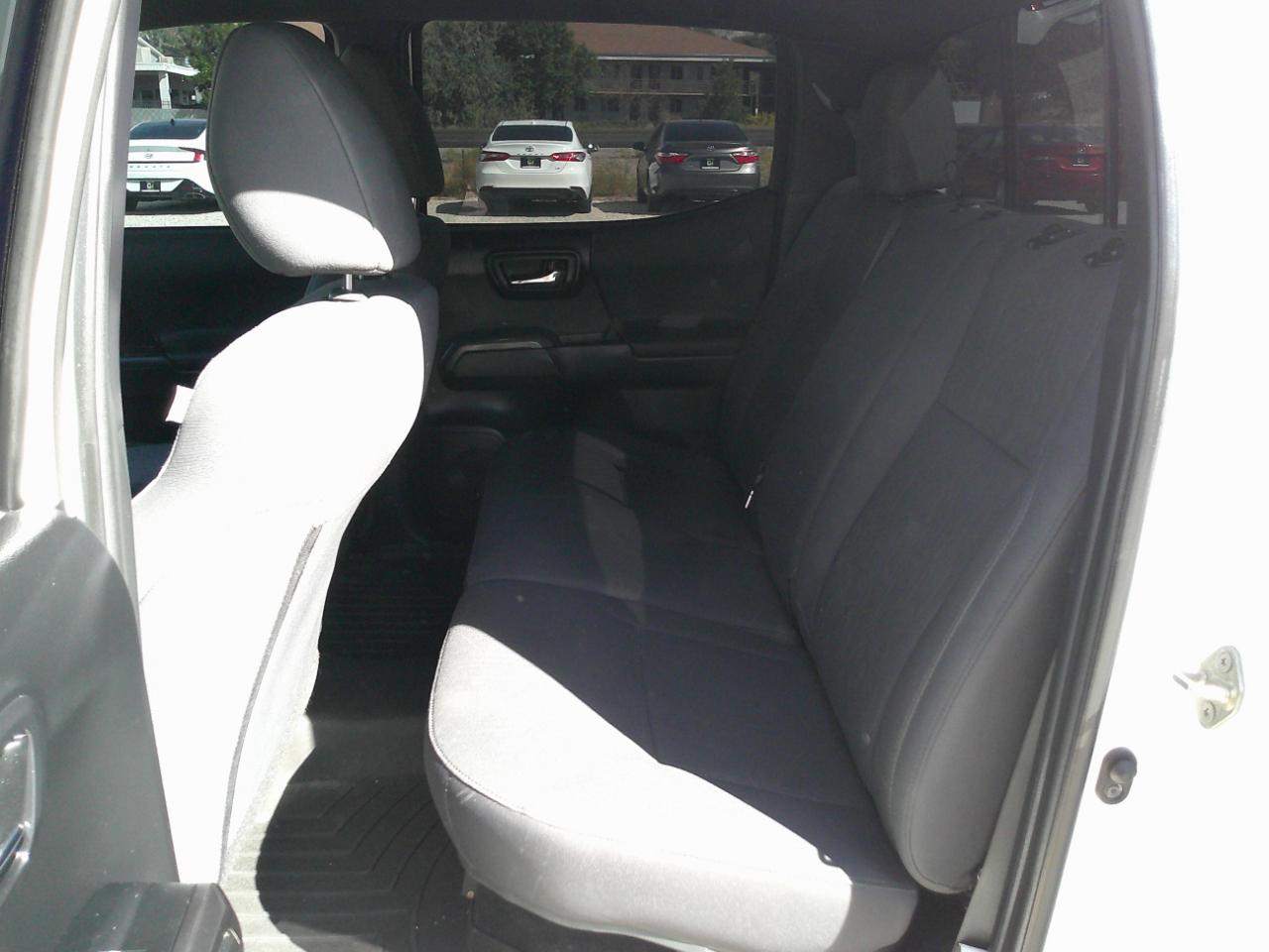 Toyota Tacoma  2019