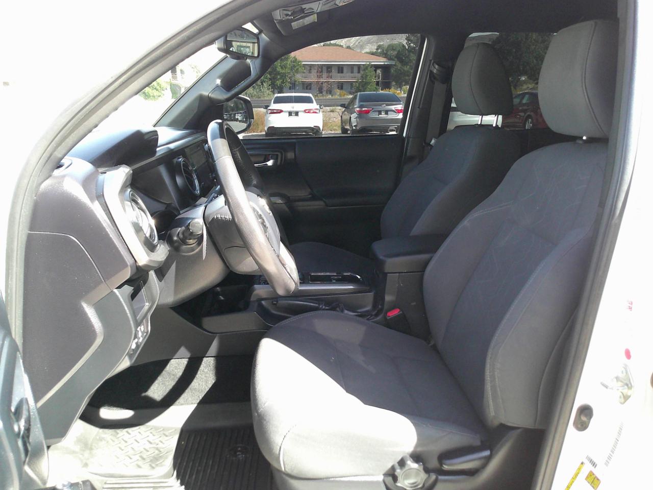 Toyota Tacoma  2019