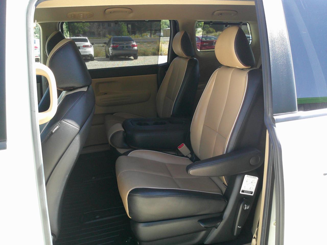 Kia Sedona EX 2019