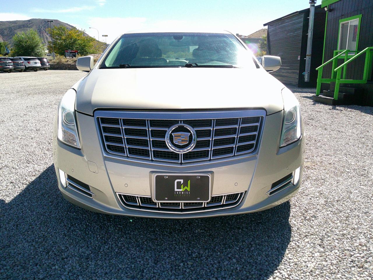 Cadillac XTS Luxury FWD 2014