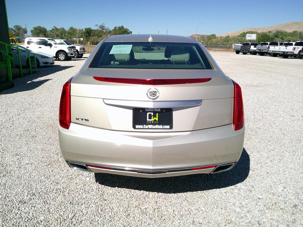 Cadillac XTS Luxury FWD 2014