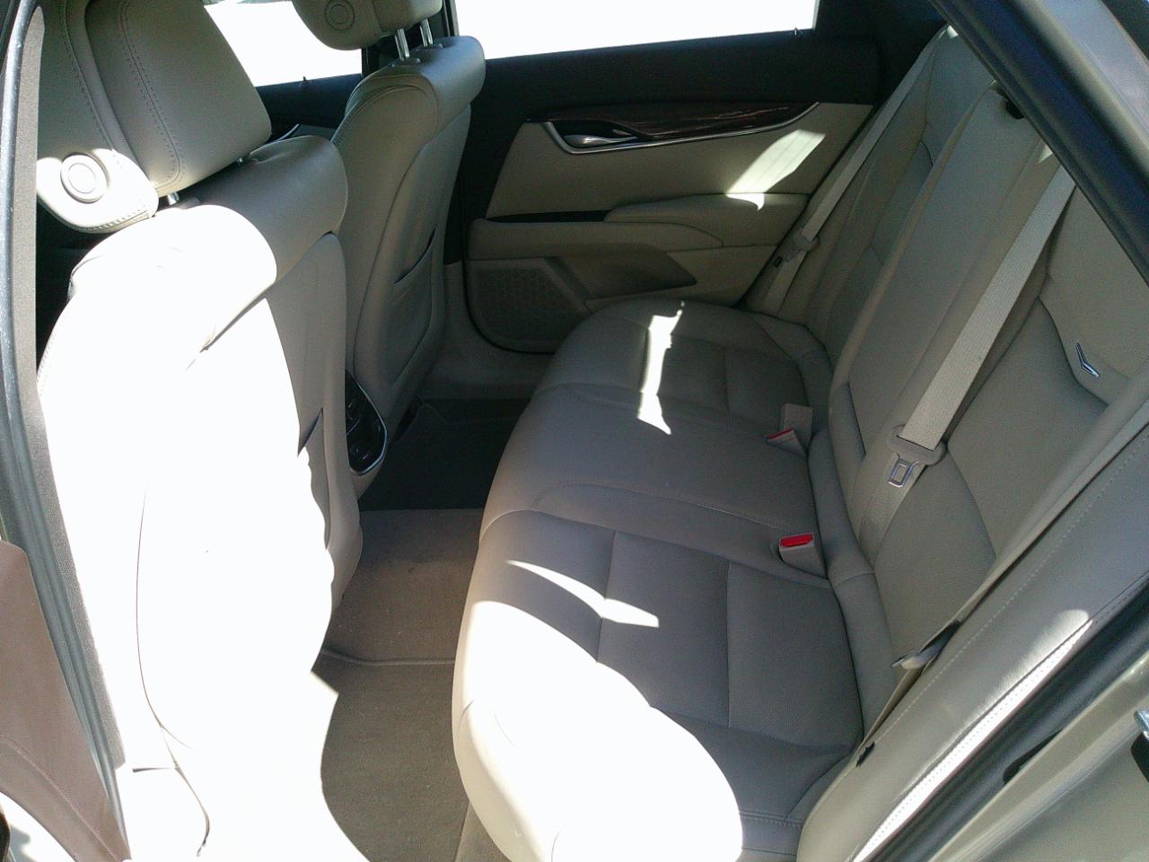 Cadillac XTS Luxury FWD 2014
