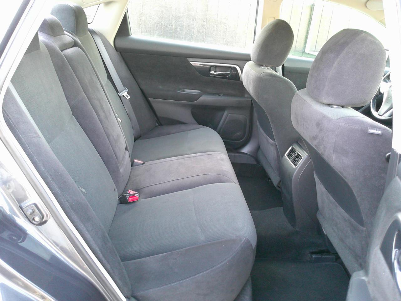 Nissan Altima 2.5 SV 2013