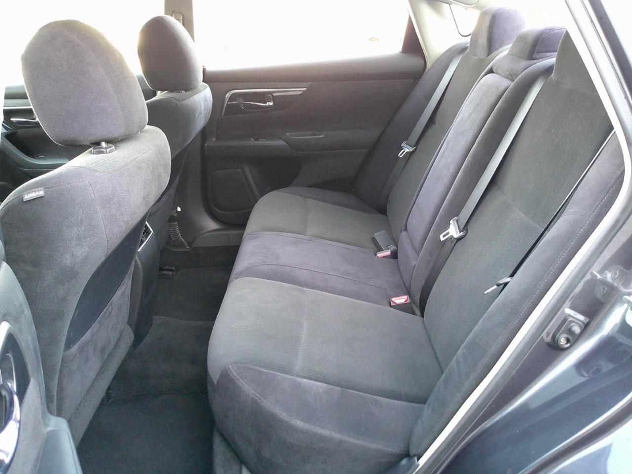 Nissan Altima 2.5 SV 2013