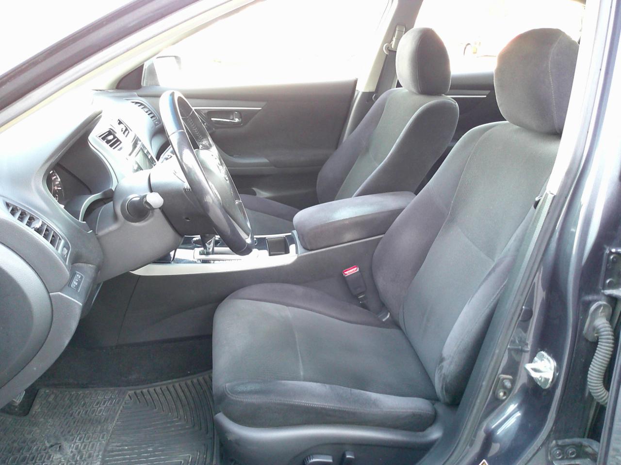 Nissan Altima 2.5 SV 2013