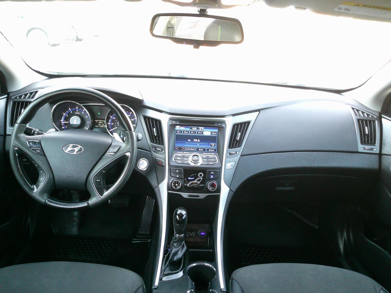 Hyundai Sonata SE Auto 2013