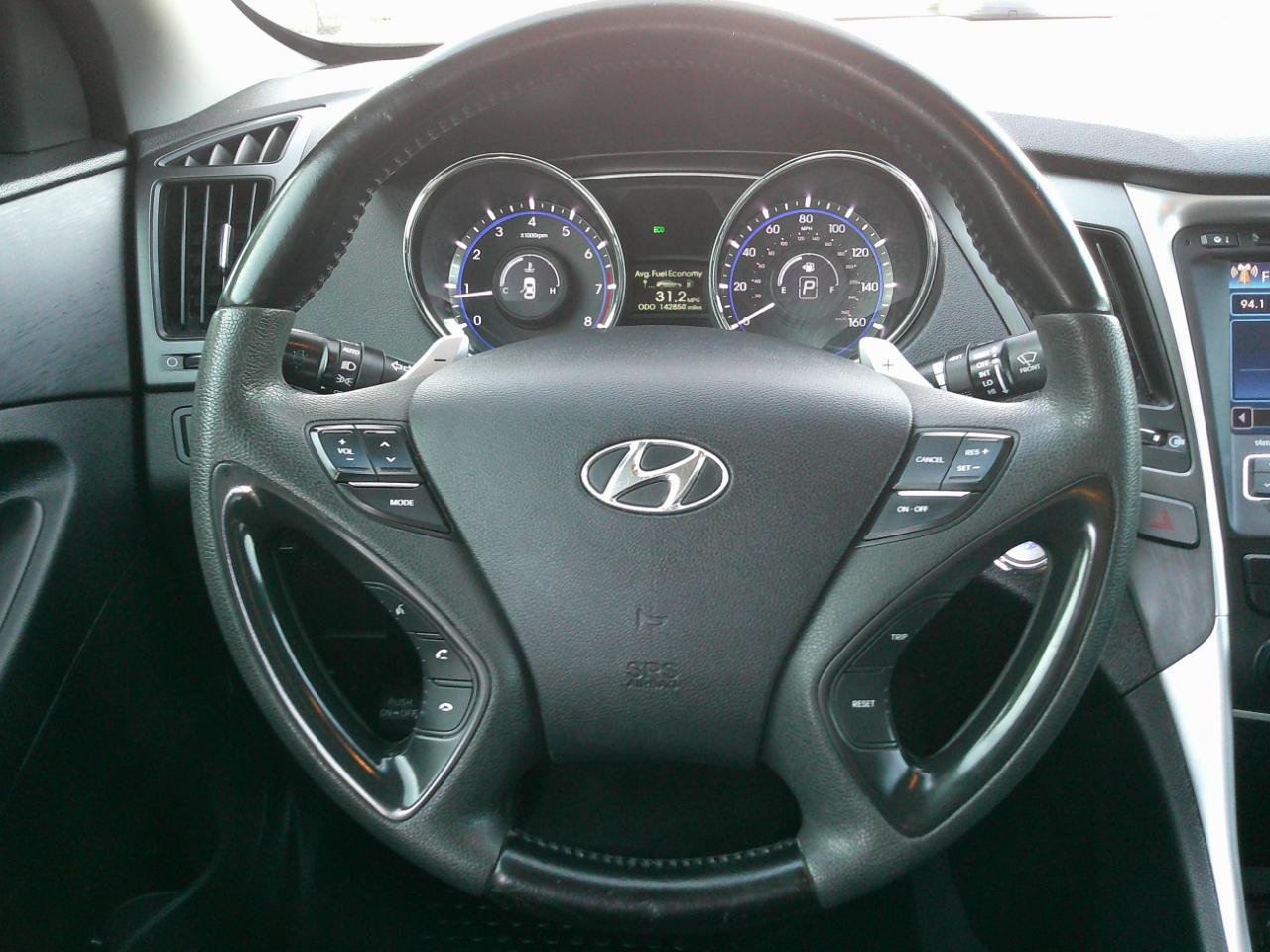 Hyundai Sonata SE Auto 2013
