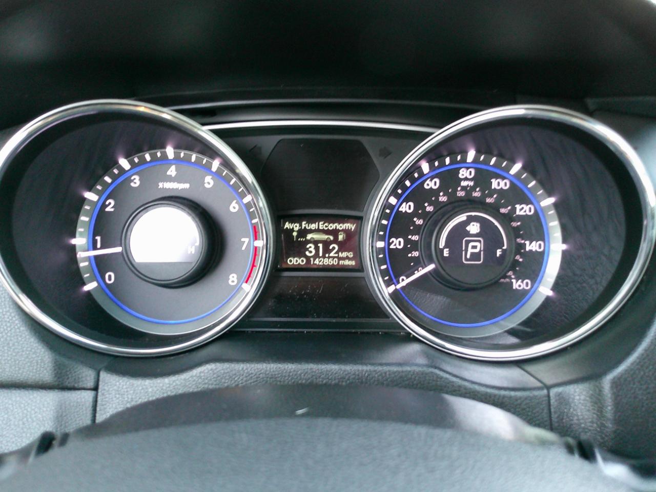 Hyundai Sonata SE Auto 2013