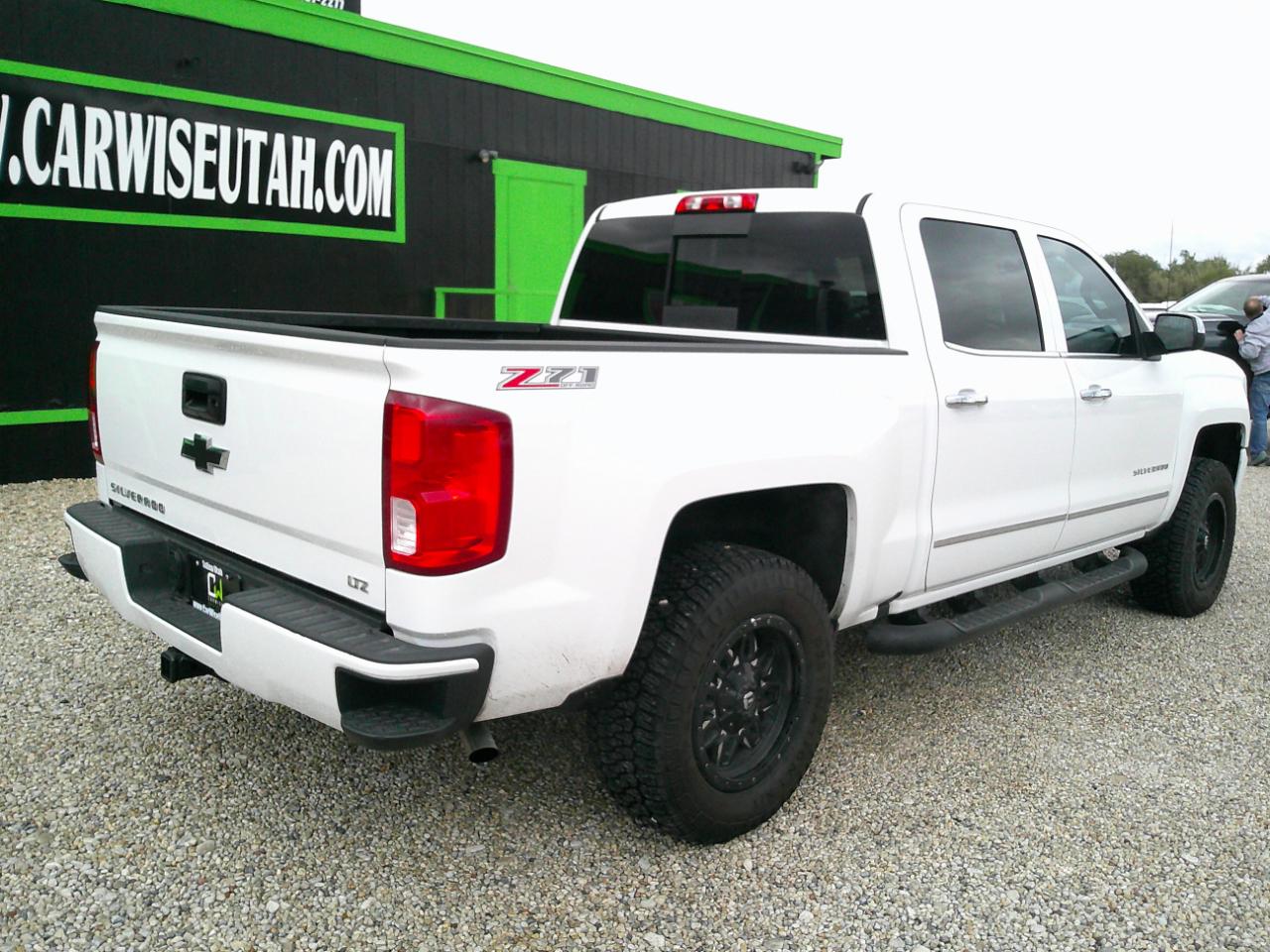 Chevrolet Silverado 1500 LTZ Z71 Crew Cab 4WD 2017