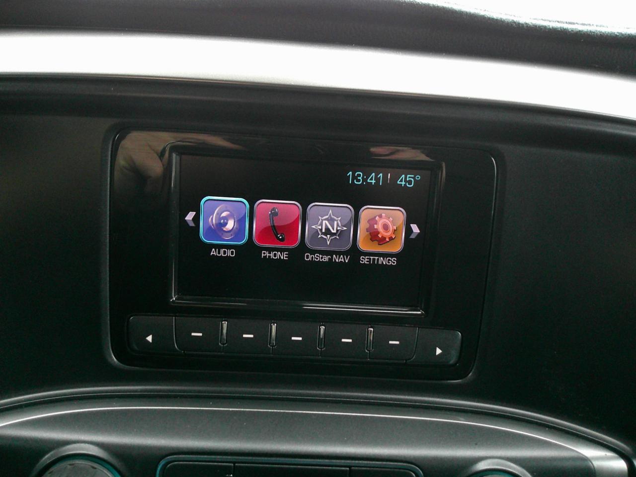Chevrolet Silverado 2500HD LT Crew Cab 4WD 2015