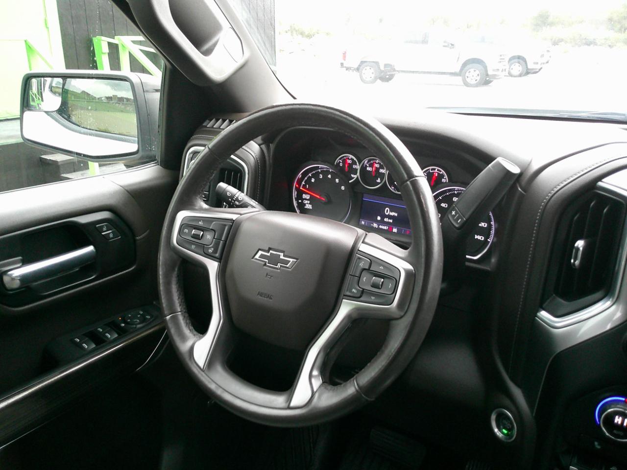 Chevrolet Silverado 1500 RST Crew Cab 4WD 2021