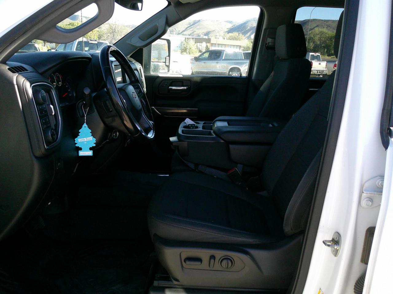 Chevrolet Silverado 2500HD LT Crew Cab Short Box 4WD 2023