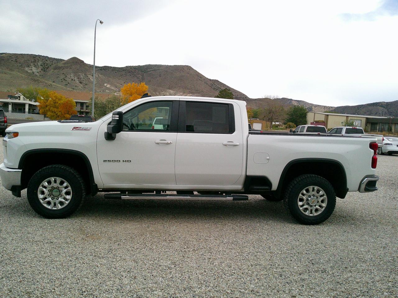 Chevrolet Silverado 2500HD LT Crew Cab 4WD 2023