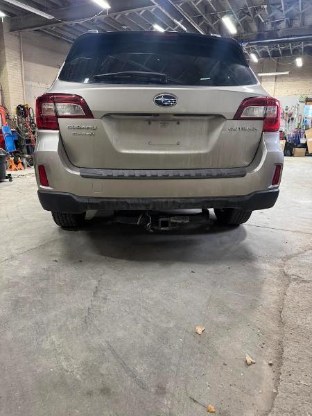 Subaru Outback 2.5i Limited 2015