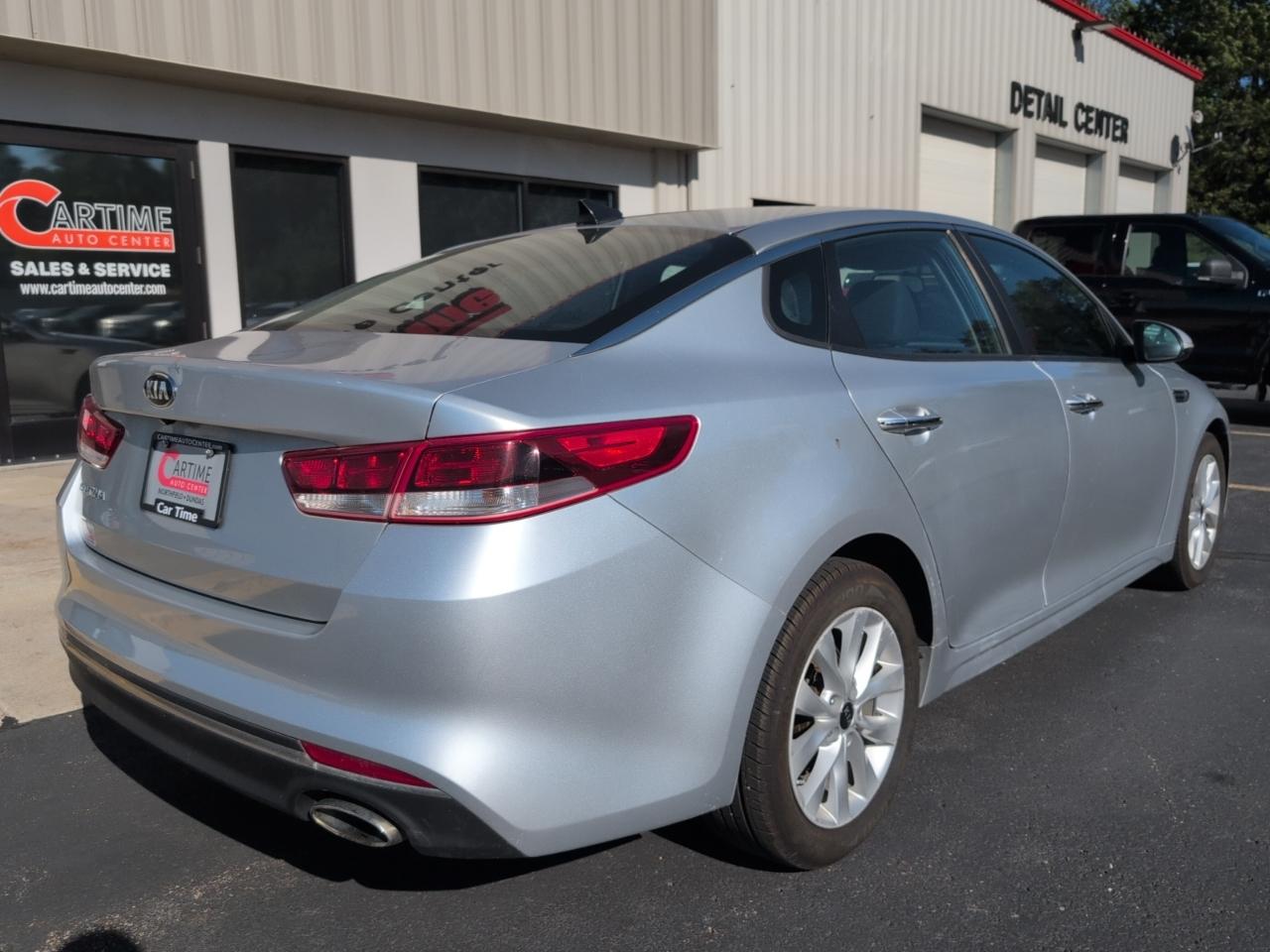 Kia Optima LX 2017