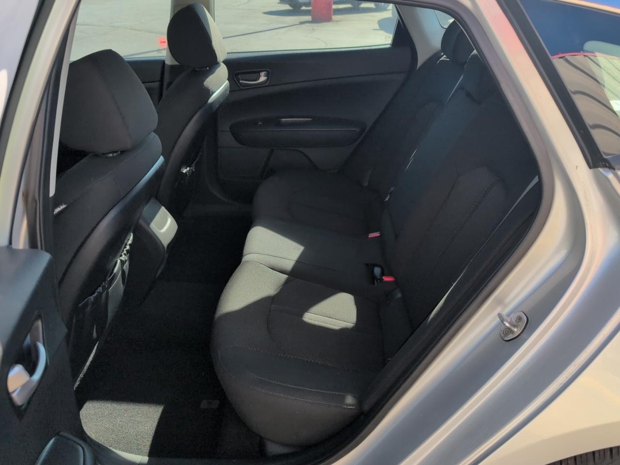 Kia Optima LX 2017