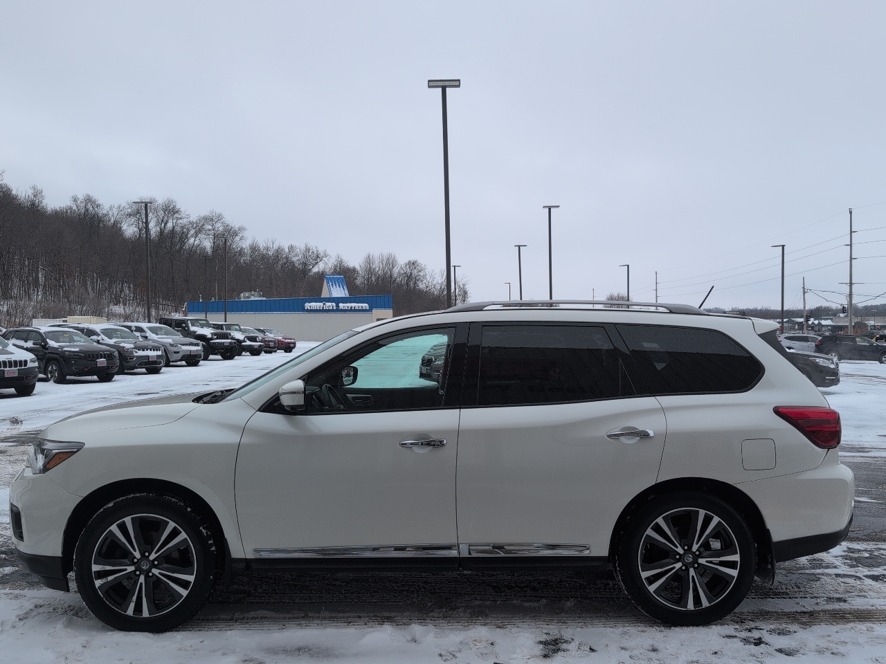Nissan Pathfinder Platinum 4WD 2017