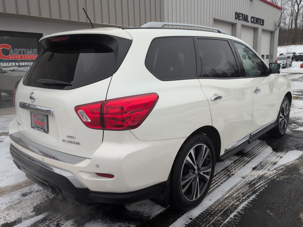 Nissan Pathfinder Platinum 4WD 2017