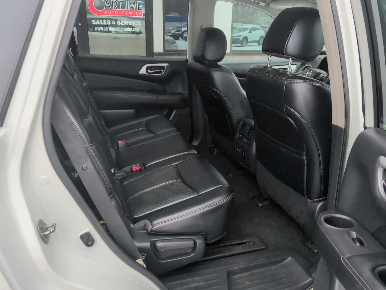 Nissan Pathfinder Platinum 4WD 2017