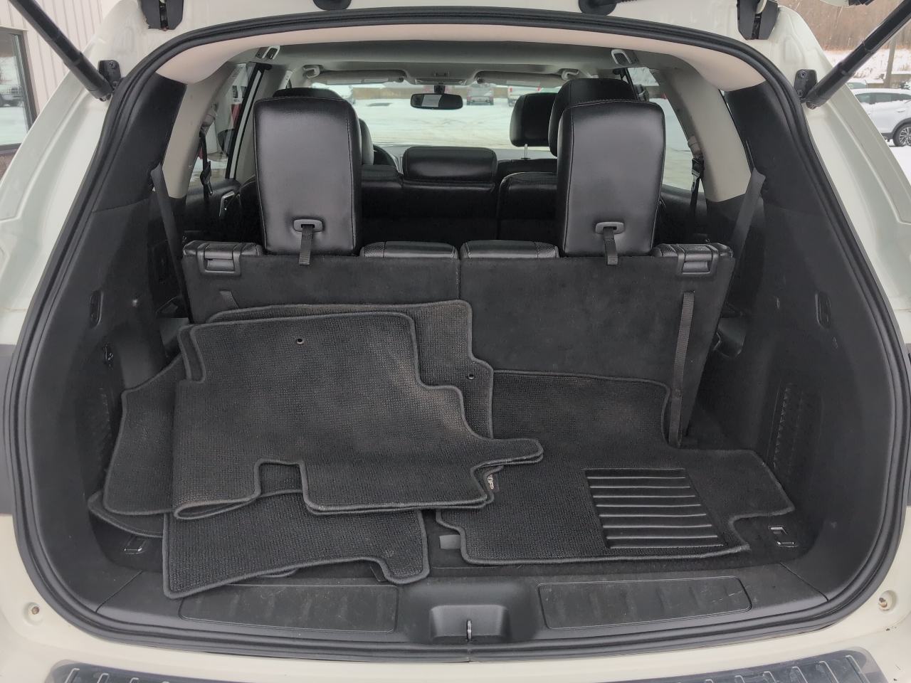 Nissan Pathfinder Platinum 4WD 2017