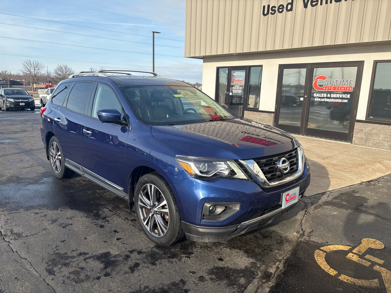 Nissan Pathfinder Platinum 4WD 2017