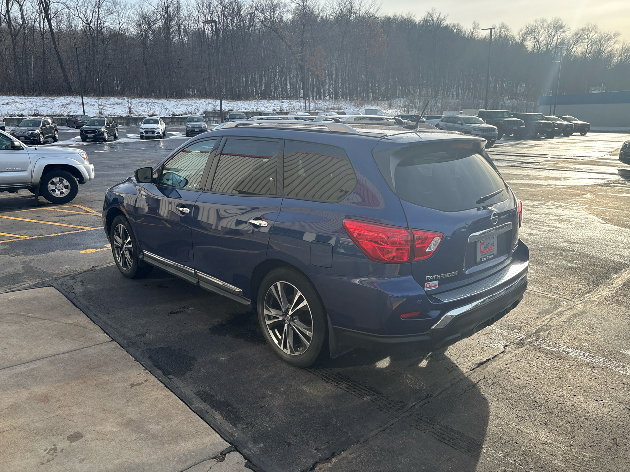 Nissan Pathfinder Platinum 4WD 2017